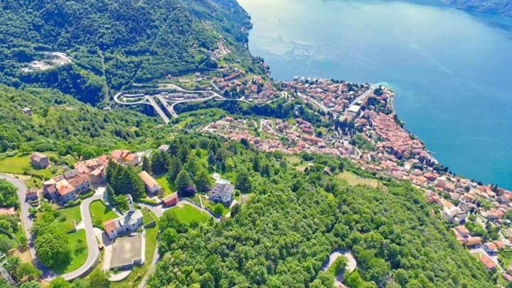 Appartement Il Porticciolo à Bellano Extérieur photo